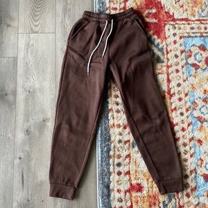 Dark brown sweat pants